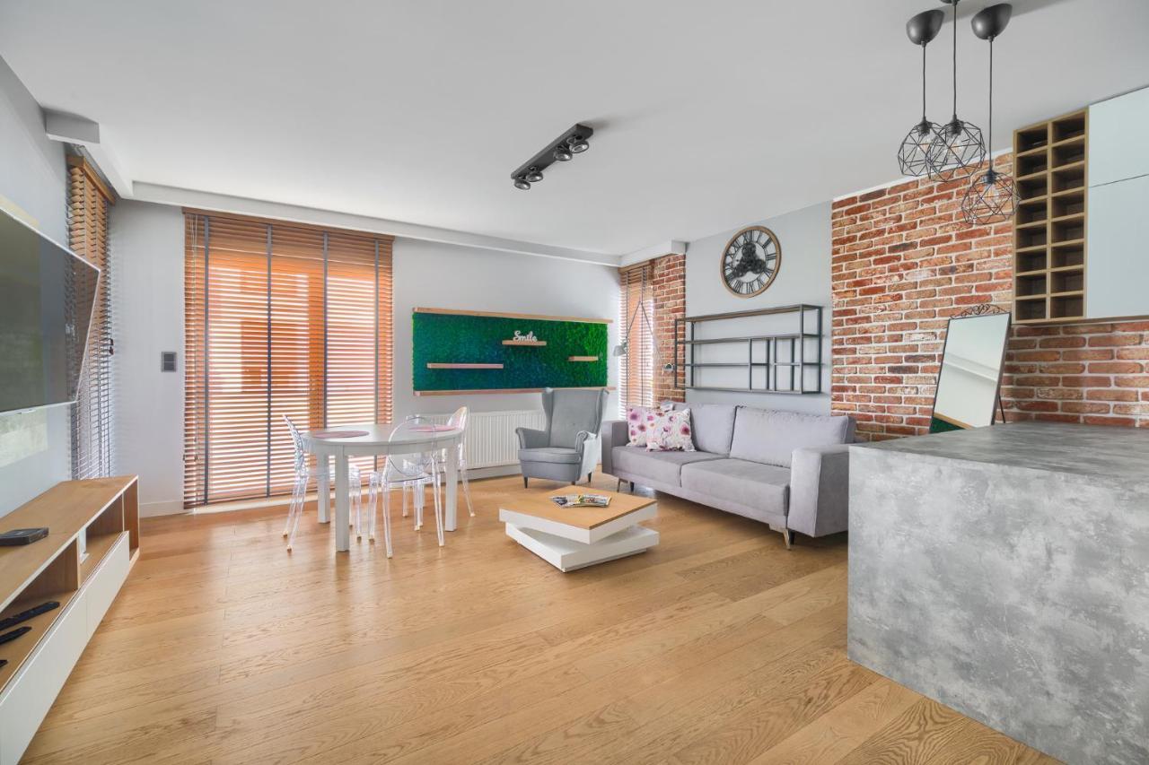 Poznan Grafitowa Modern Apartment Екстериор снимка